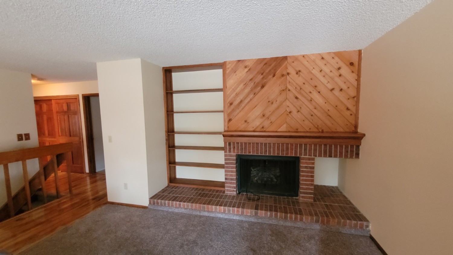 Elfyer - Aurora, CO House - For Sale