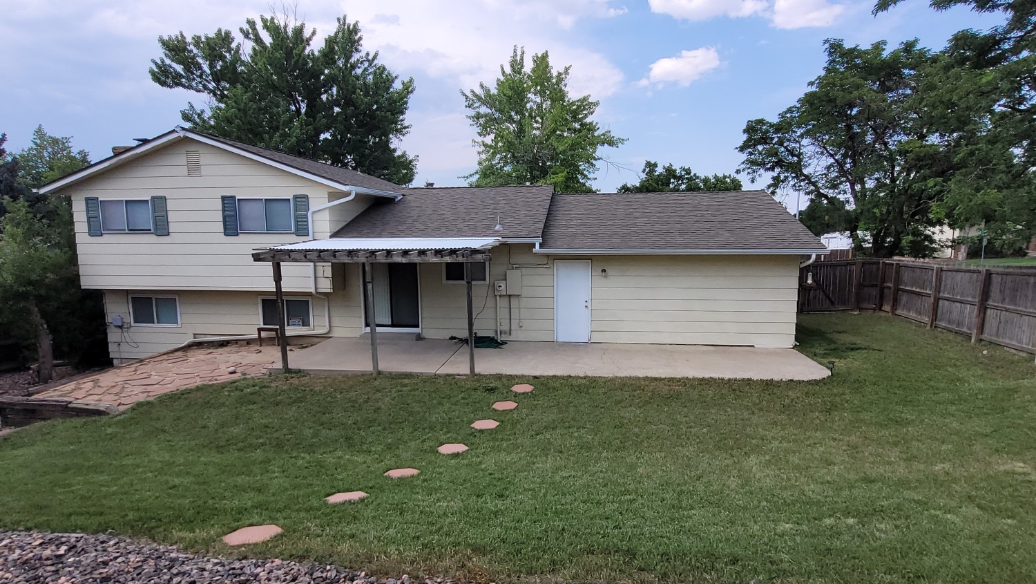 Elfyer - Aurora, CO House - For Sale