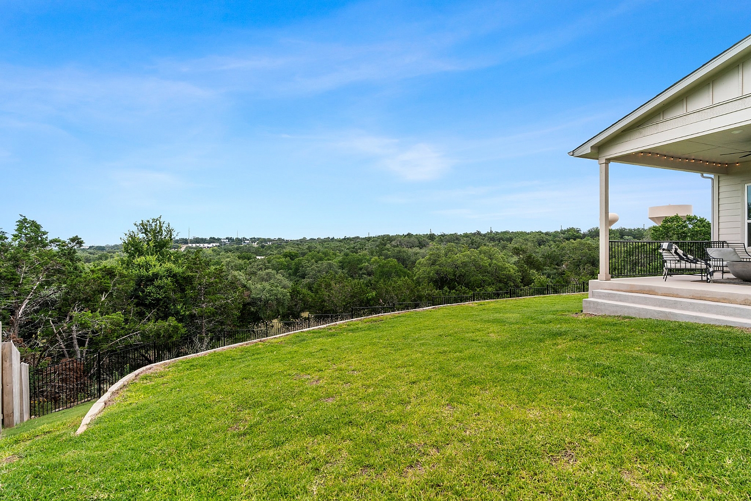 Elfyer - Liberty Hill, TX House - For Sale