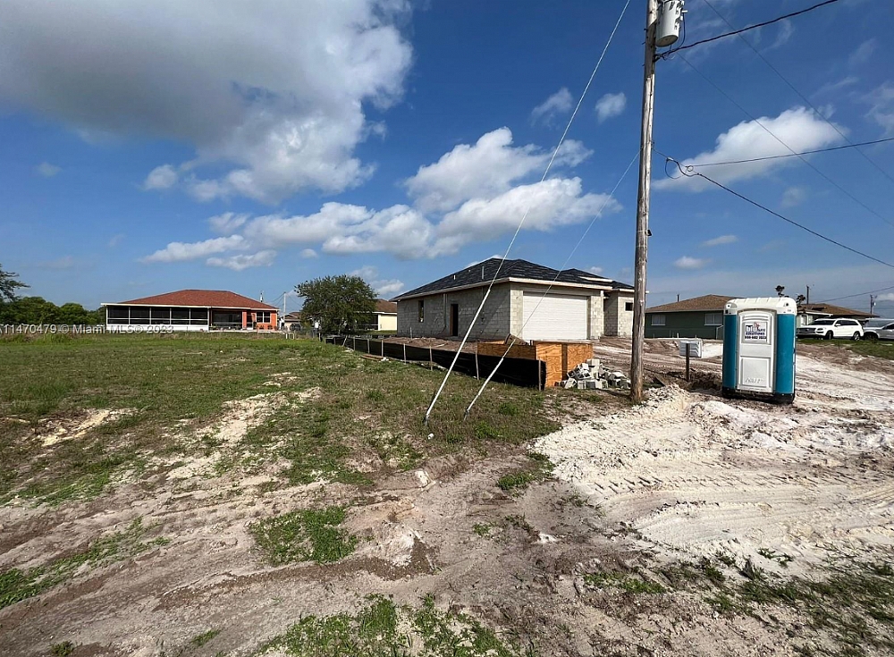 Elfyer - Lehigh Acres, FL House - For Sale