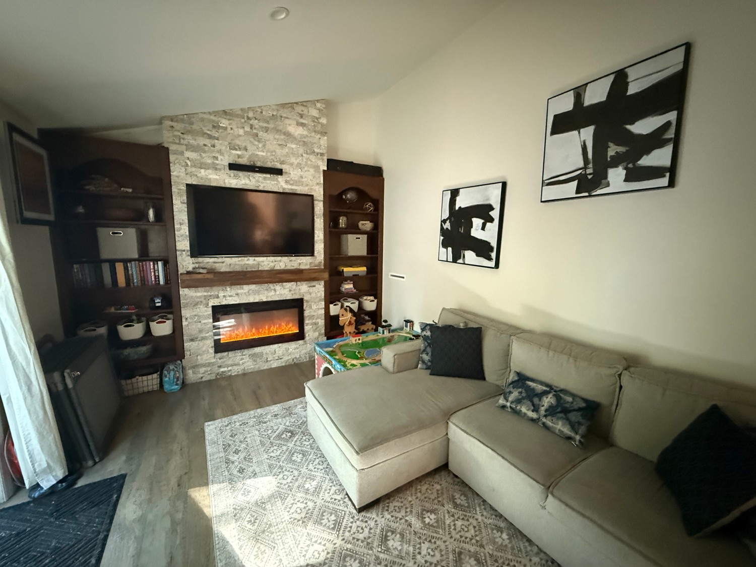 Elfyer - Port Jefferson Station, NY House - For Sale