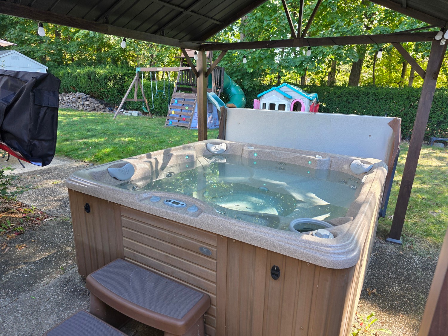 Elfyer - Port Jefferson Station, NY House - For Sale