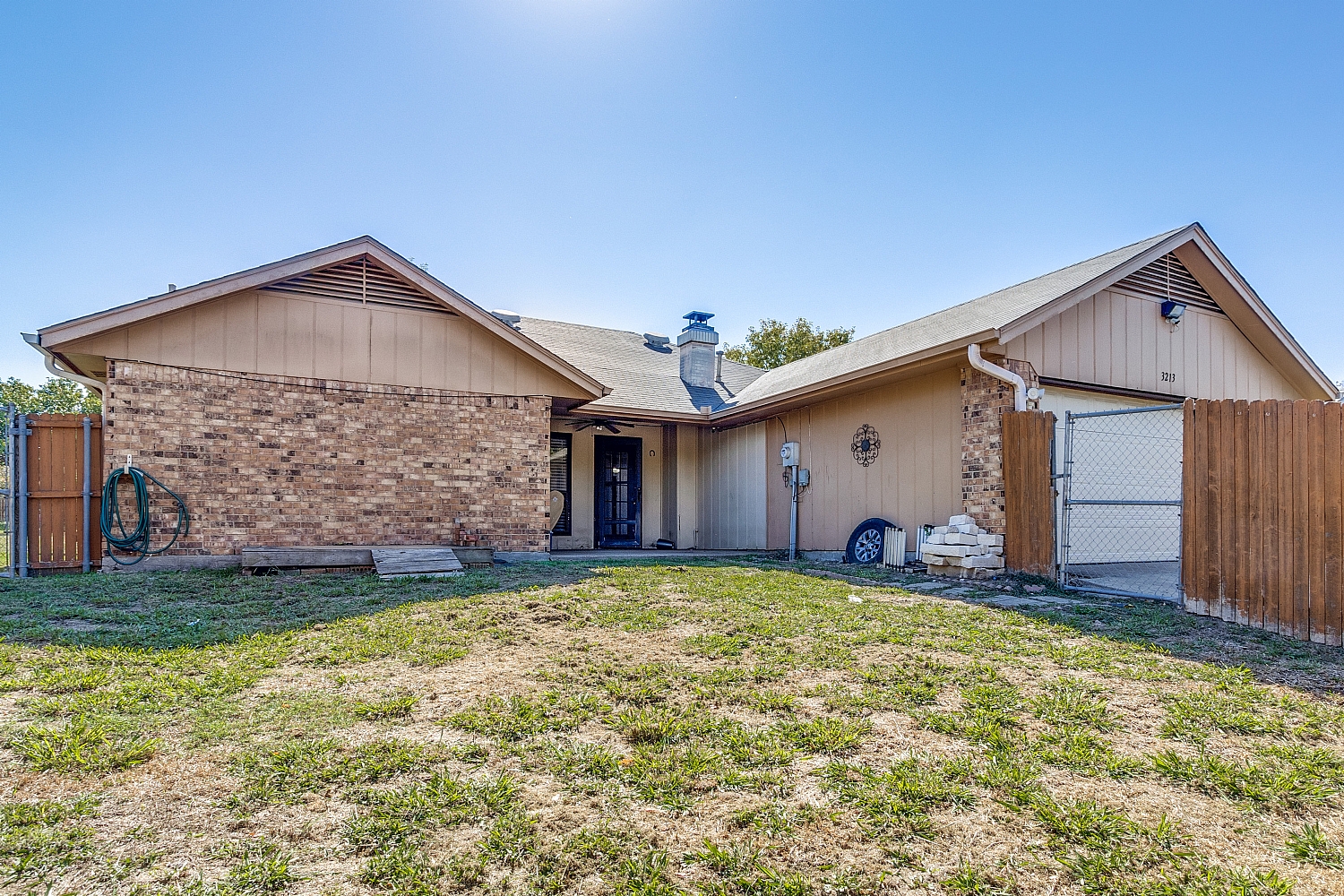 Elfyer - Mesquite, TX House - For Sale