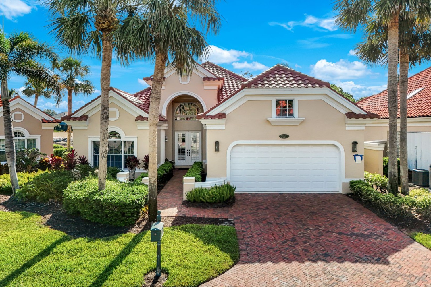 Elfyer - Bonita Springs, FL House - For Sale