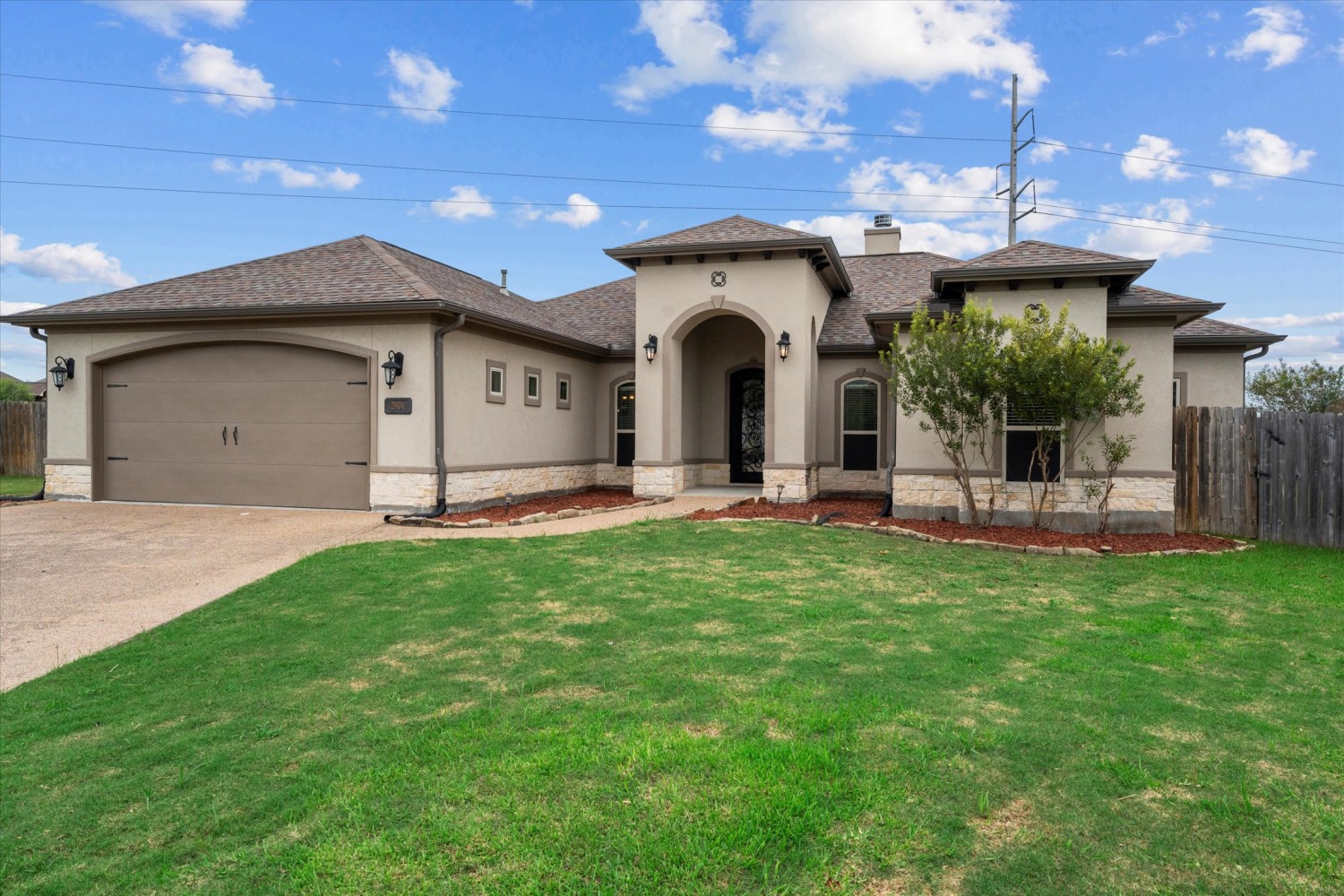 Elfyer - Bryan, TX House - For Sale