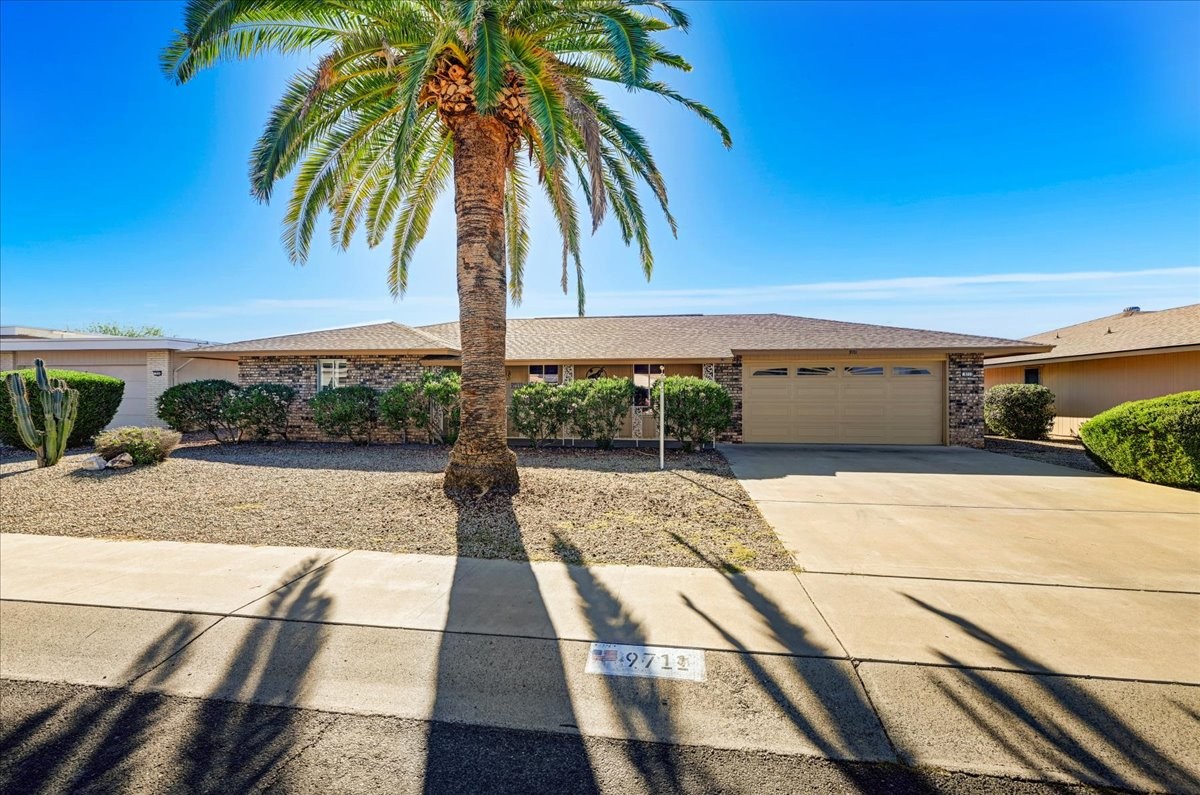 Elfyer - Sun City, AZ House - For Sale