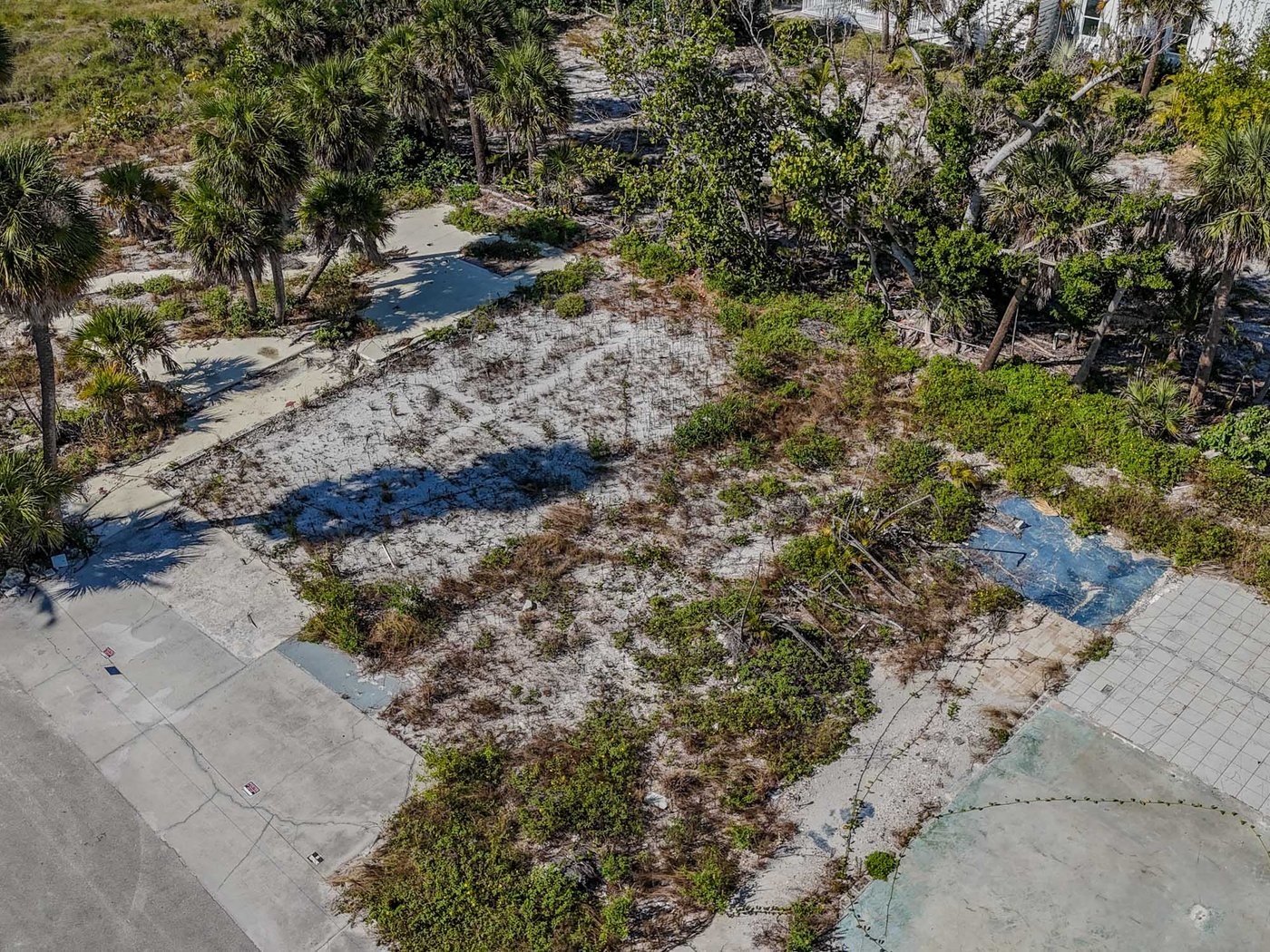 Elfyer - Fort Myers Beach, FL House - For Sale