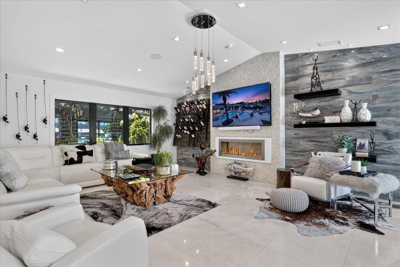 Elfyer - Fort Myers, FL House - For Sale