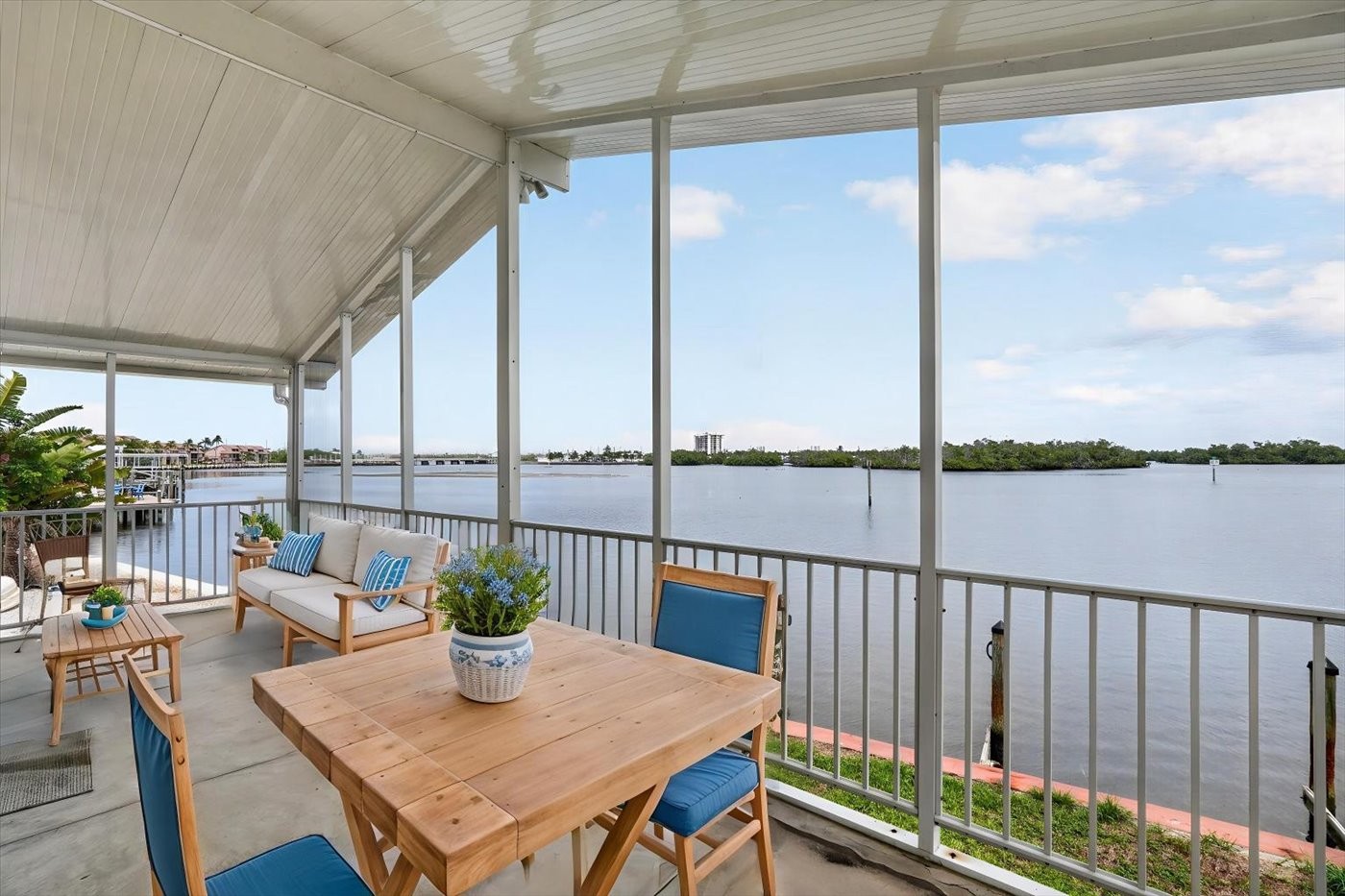Elfyer - Fort Myers Beach, FL House - For Sale