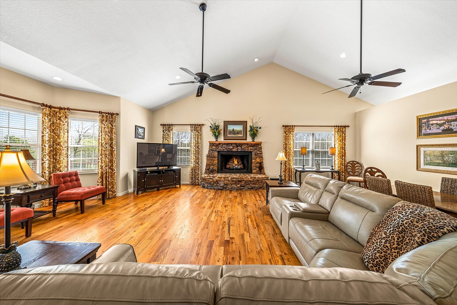 Elfyer - Sevierville, TN House - For Sale