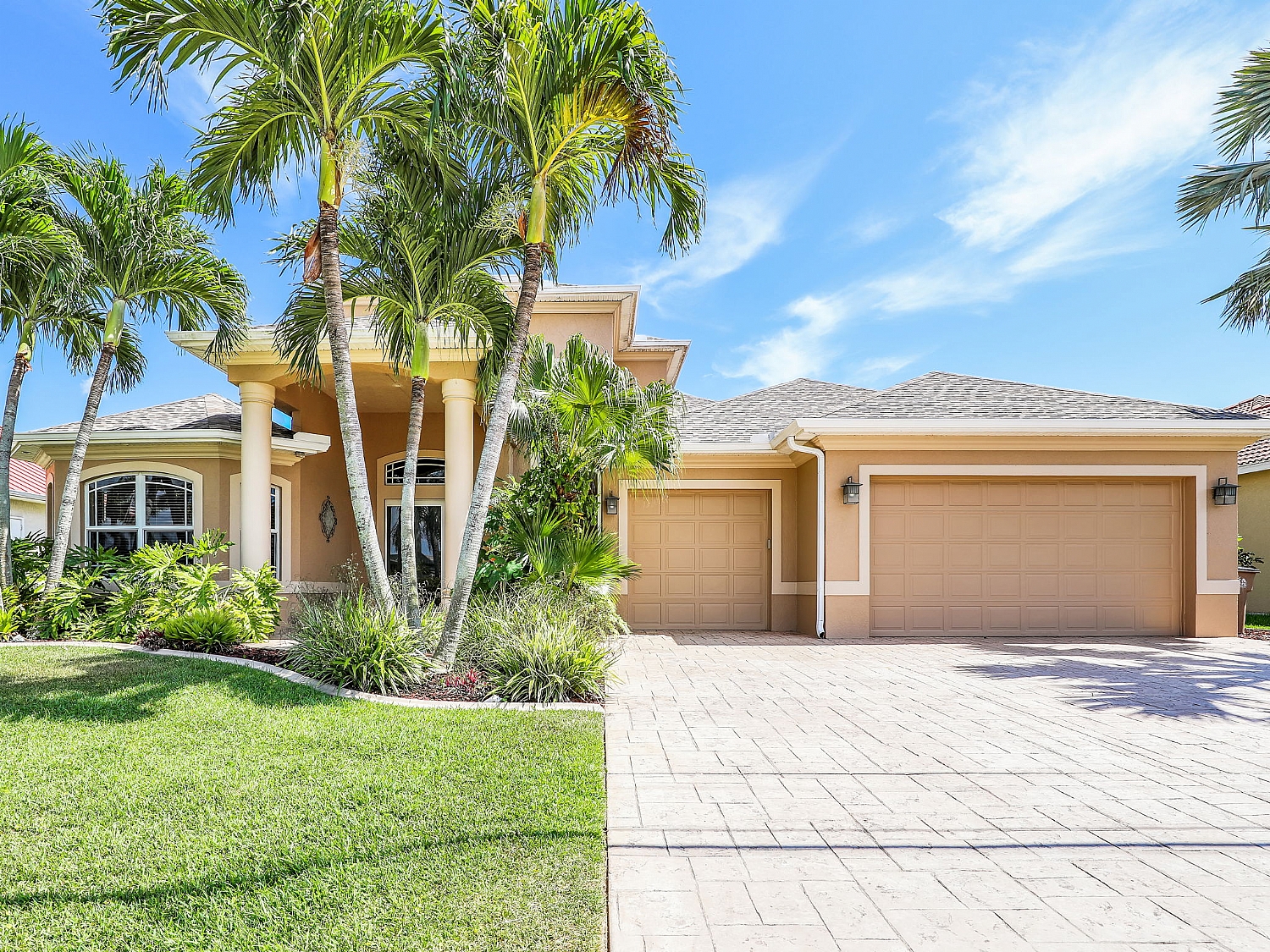 Elfyer - Cape Coral, FL House - For Sale