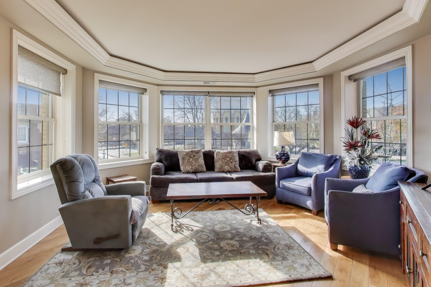 Elfyer - Riverside, IL House - For Sale