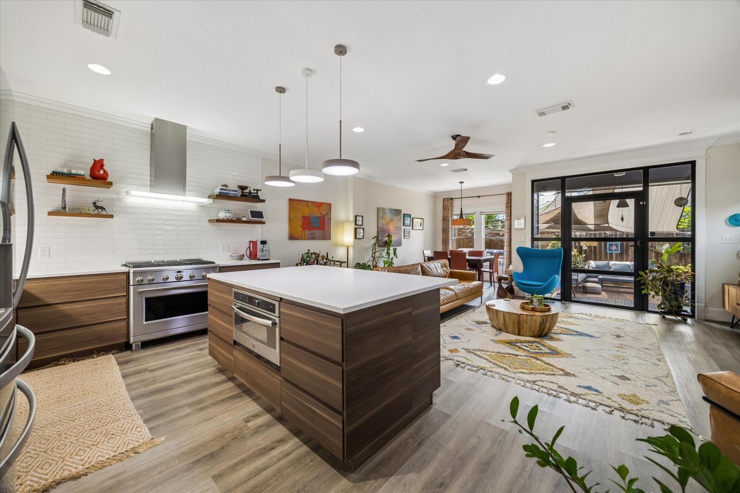 Elfyer - Houston, TX House - For Sale