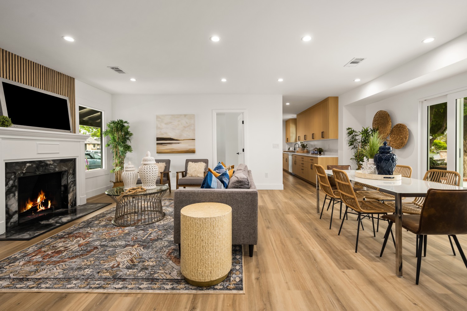 Elfyer - Los Angeles, CA House - For Sale