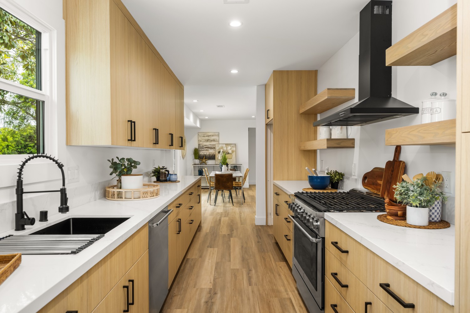 Elfyer - Los Angeles, CA House - For Sale