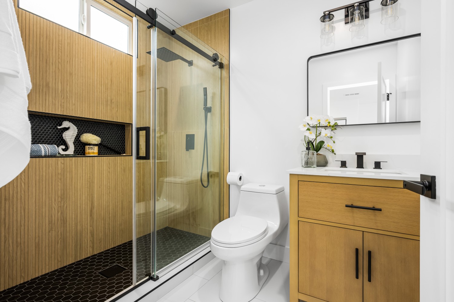 Elfyer - Los Angeles, CA House - For Sale