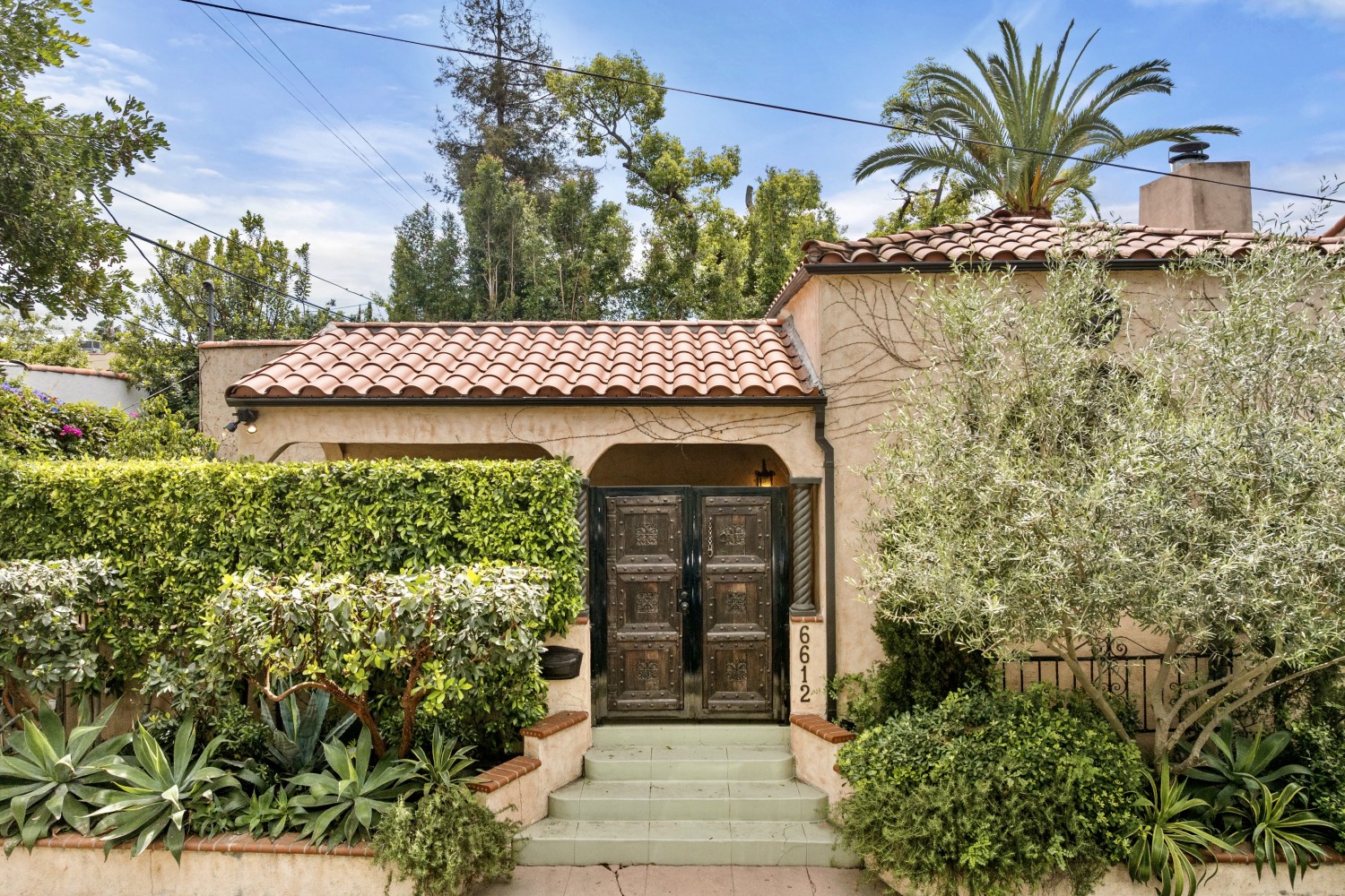 Elfyer - Los Angeles, CA House - For Sale