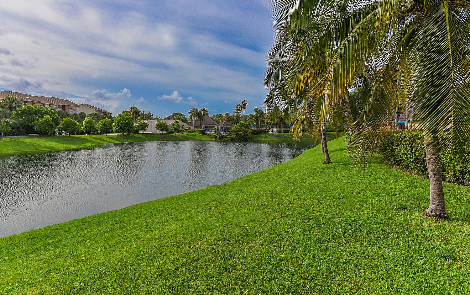 Elfyer - Jupiter, FL House - For Sale