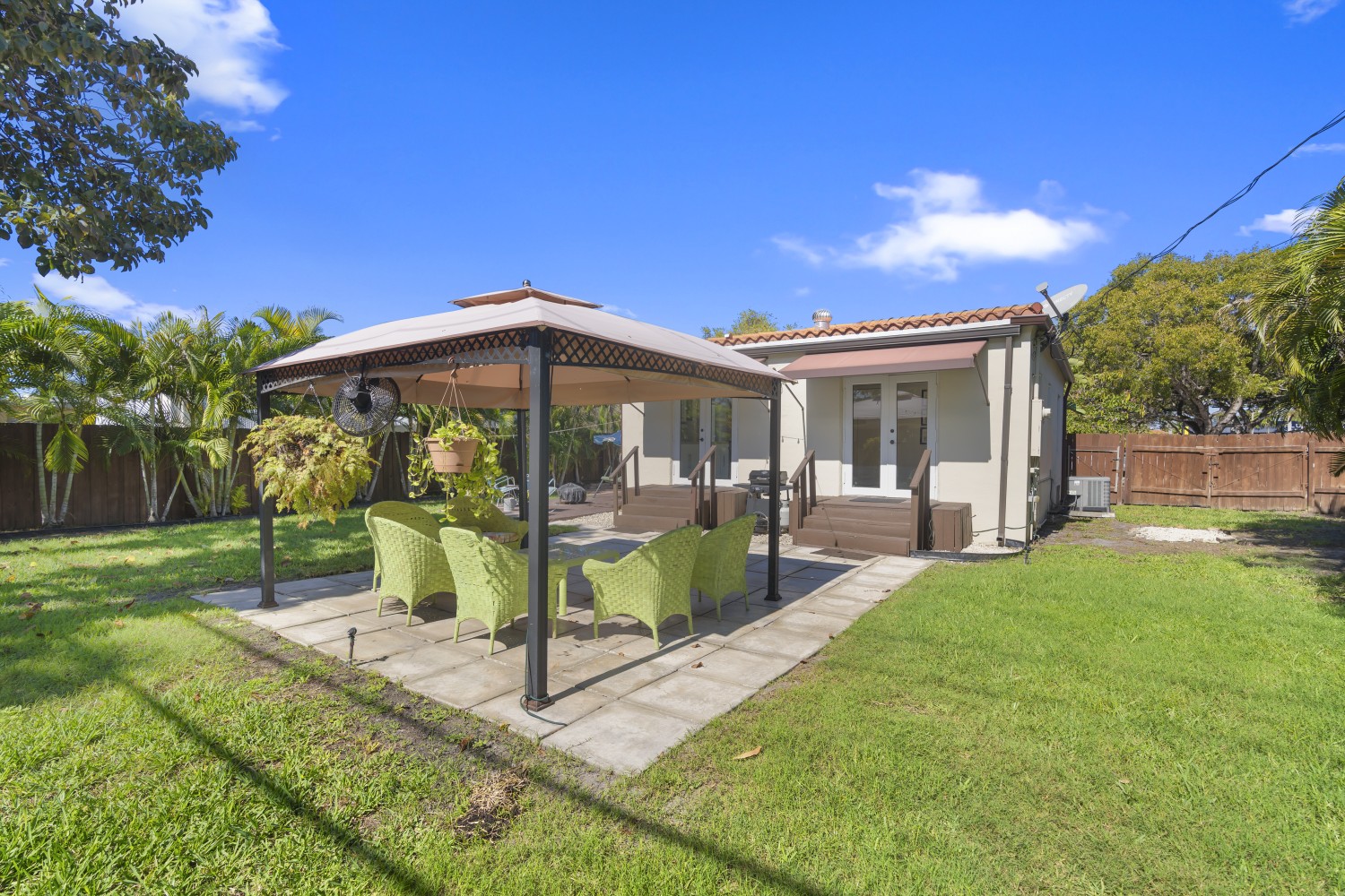 Elfyer - Miami, FL House - For Sale