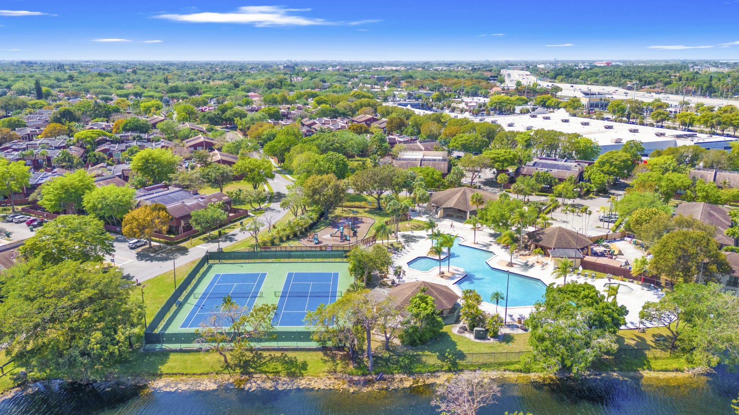 Elfyer - Miami, FL House - For Sale