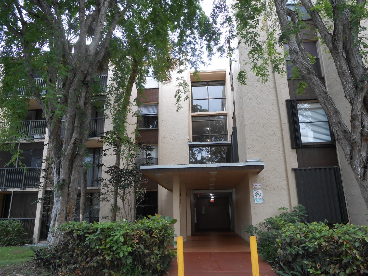 Elfyer - Miami, FL House - For Sale