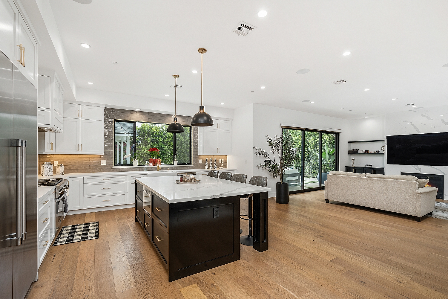 Elfyer - Sherman Okas, CA House - For Sale