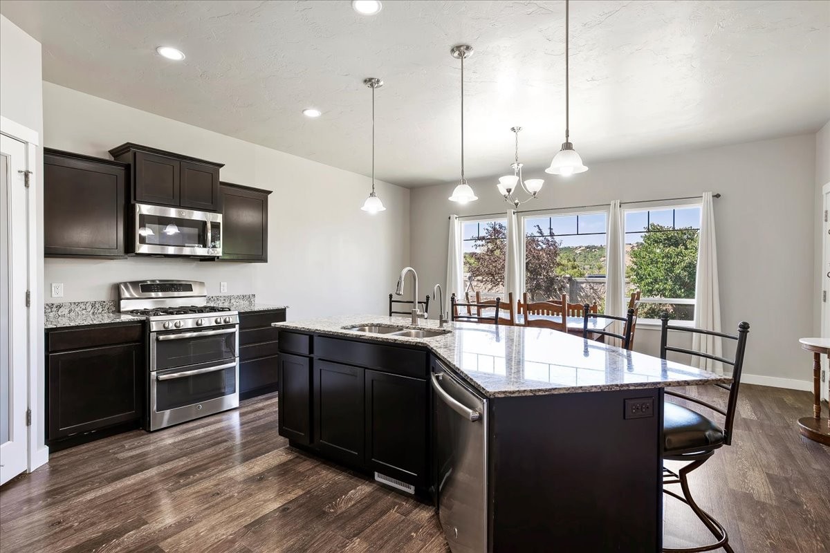 Elfyer - South Weber, UT House - For Sale
