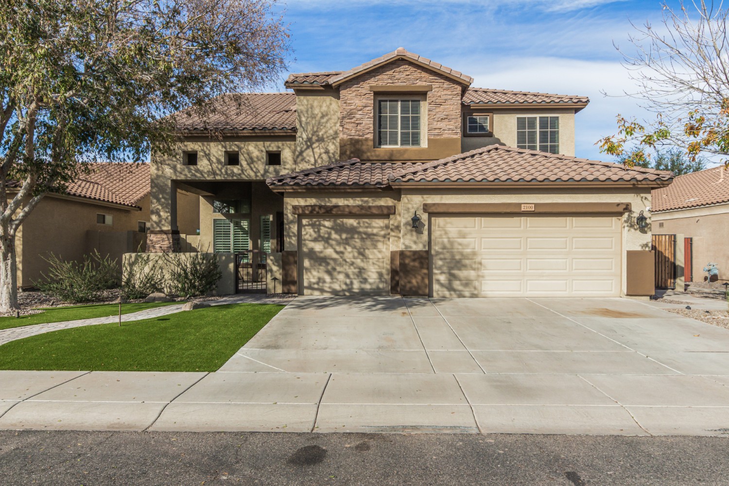 Elfyer - Chandler, AZ House - For Sale