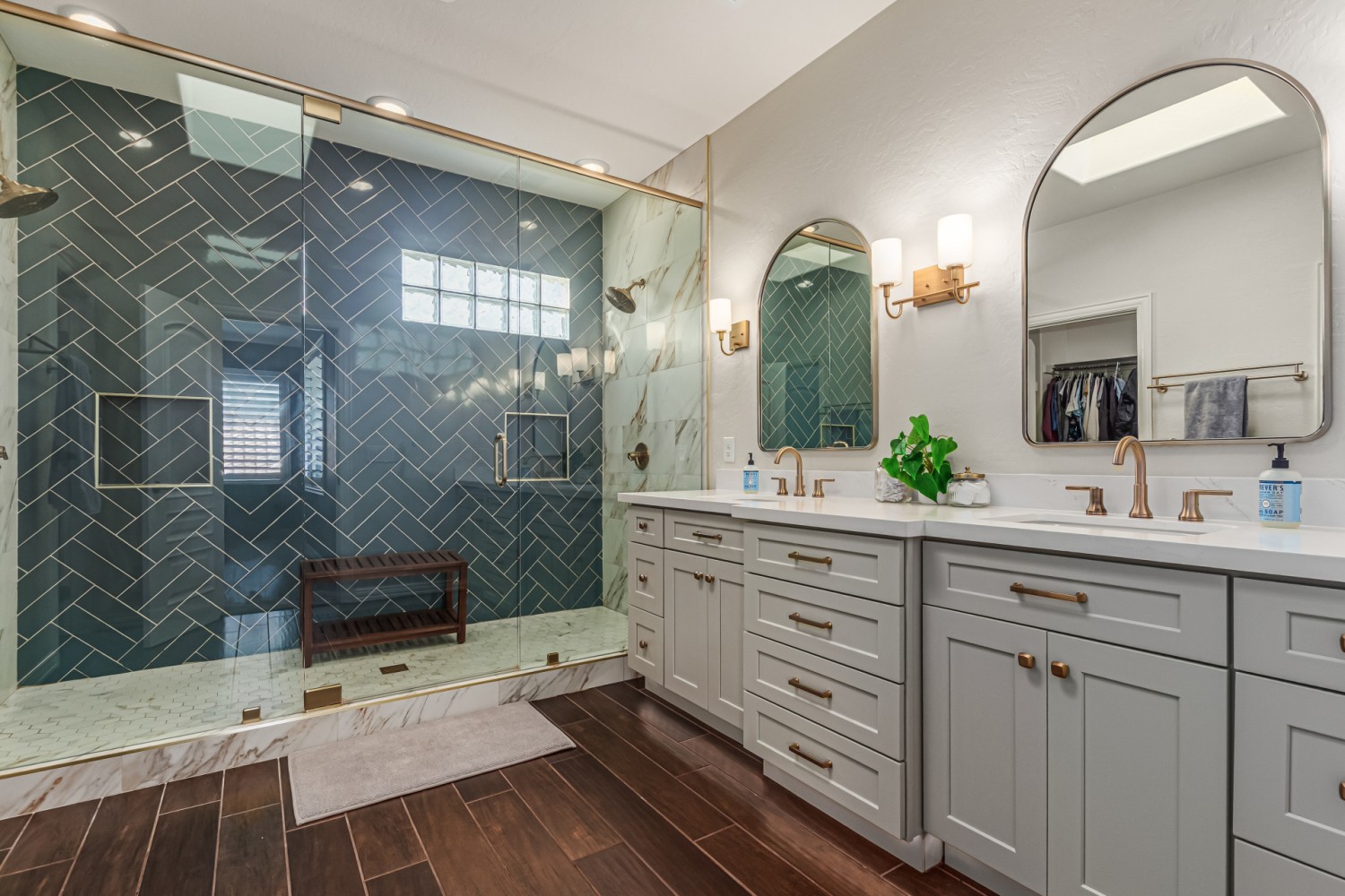 Elfyer - Chandler, AZ House - For Sale