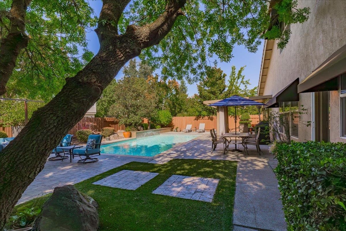 Elfyer - Elk Grove, CA House - For Sale