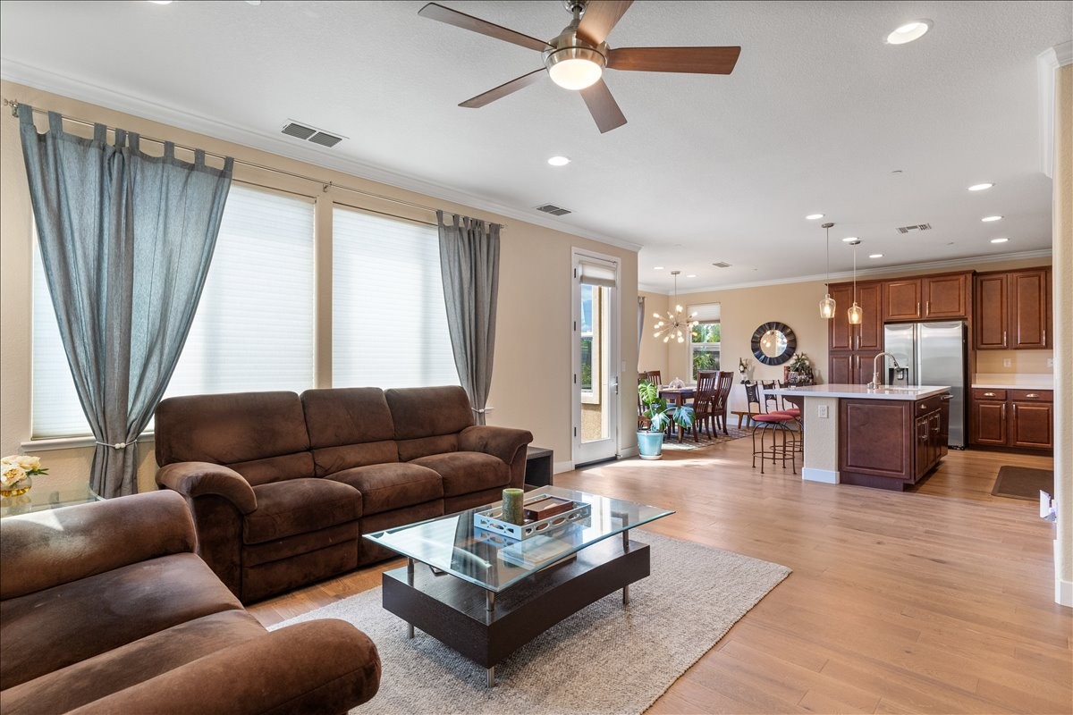 Elfyer - Sacramento, CA House - For Sale