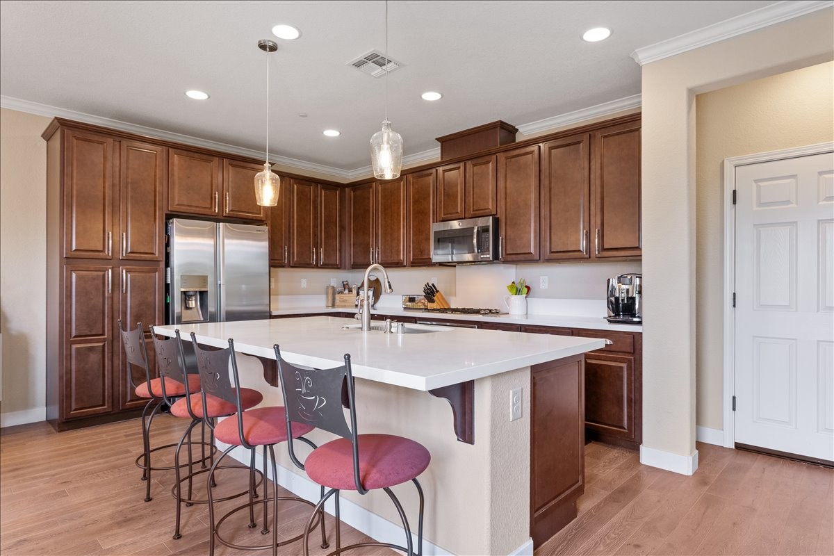 Elfyer - Sacramento, CA House - For Sale