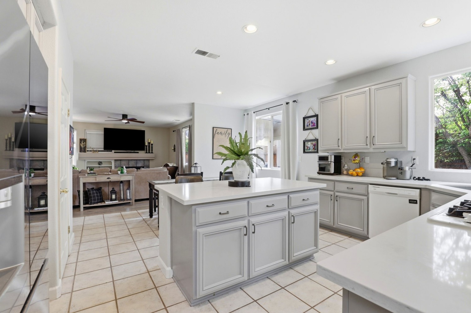 Elfyer - Gilroy, CA House - For Sale