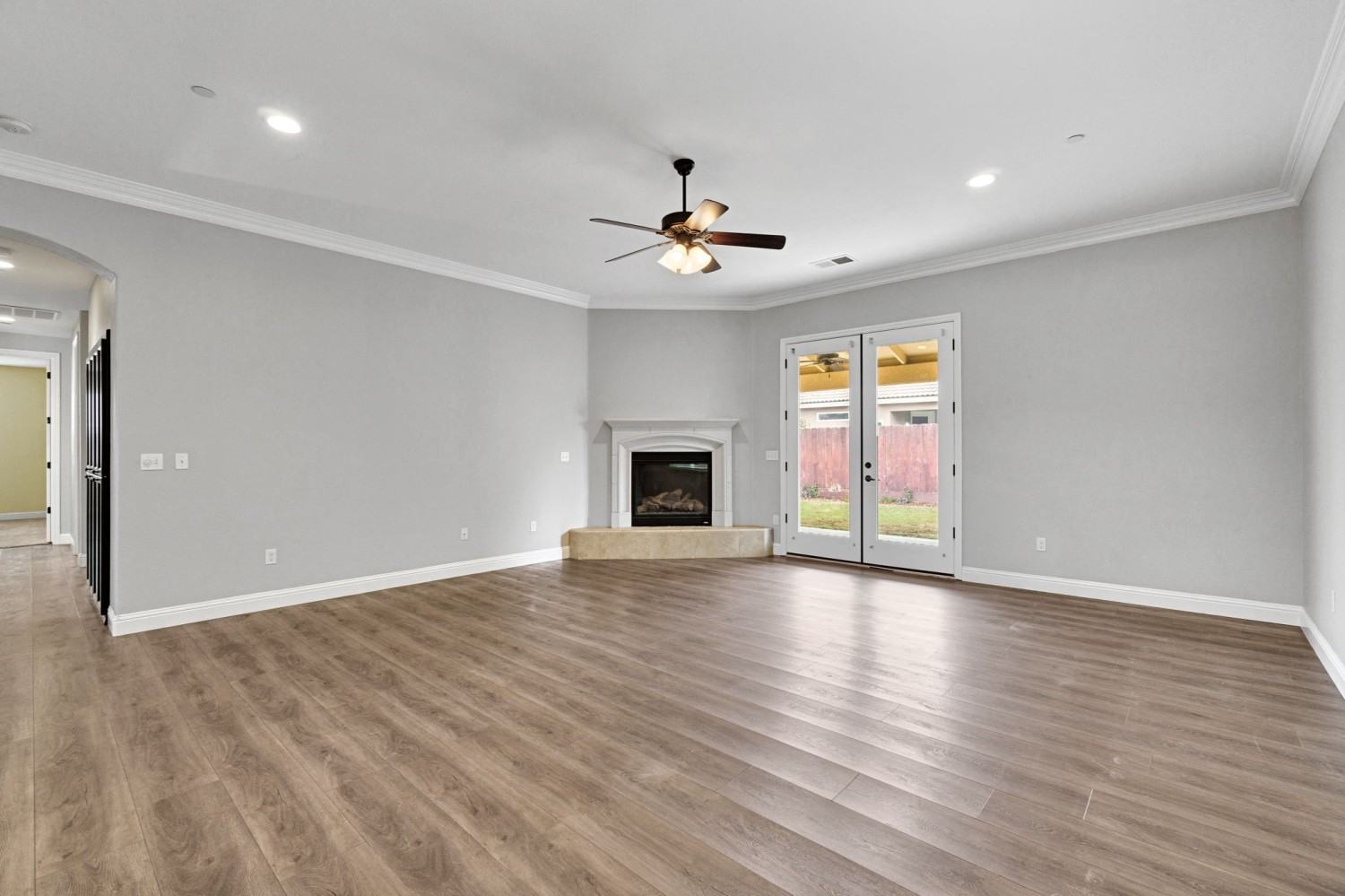 Elfyer - Kerman, CA House - For Sale