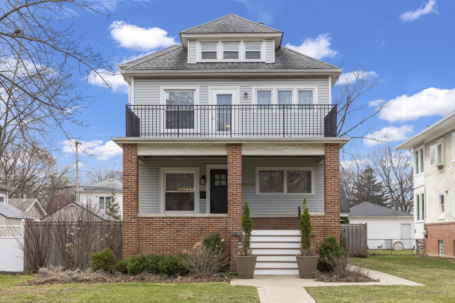 Elfyer - Chicago, IL House - For Sale