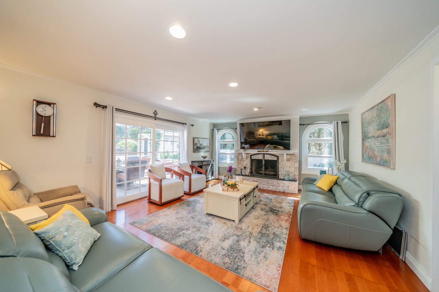 Elfyer - Upland, CA House - For Sale