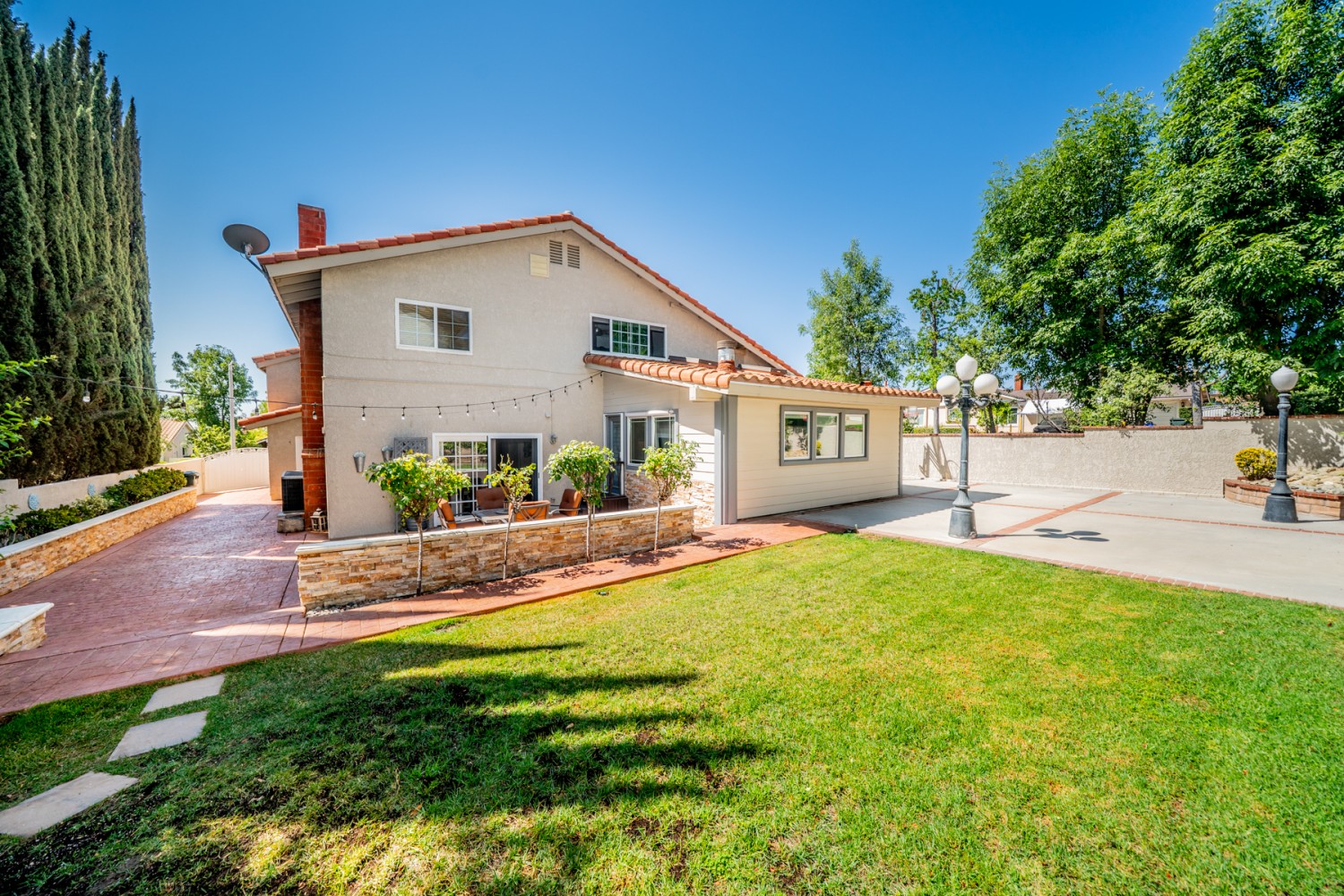 Elfyer - Upland, CA House - For Sale