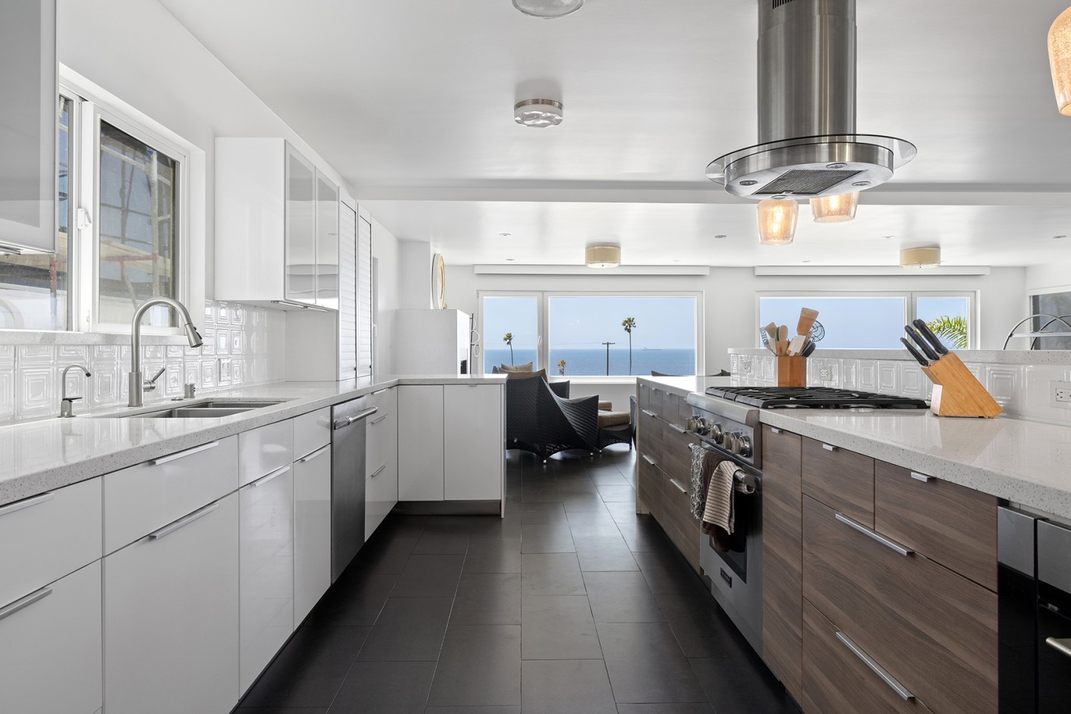 Elfyer - Playa Del Rey, CA House - For Sale