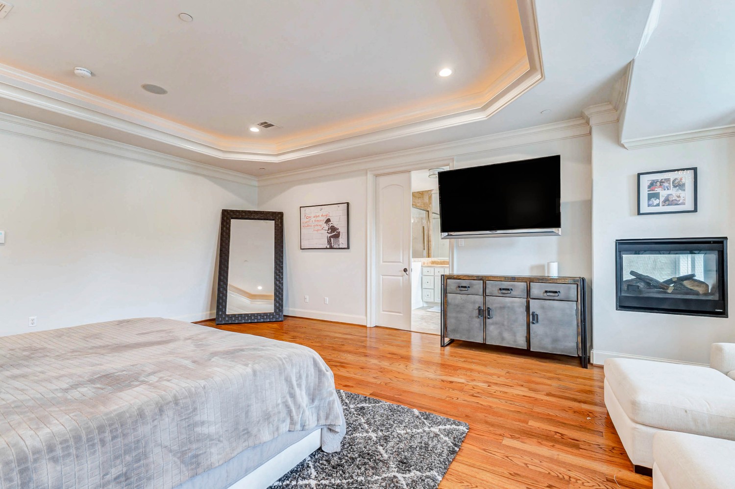 Elfyer - Bellaire, TX House - For Sale