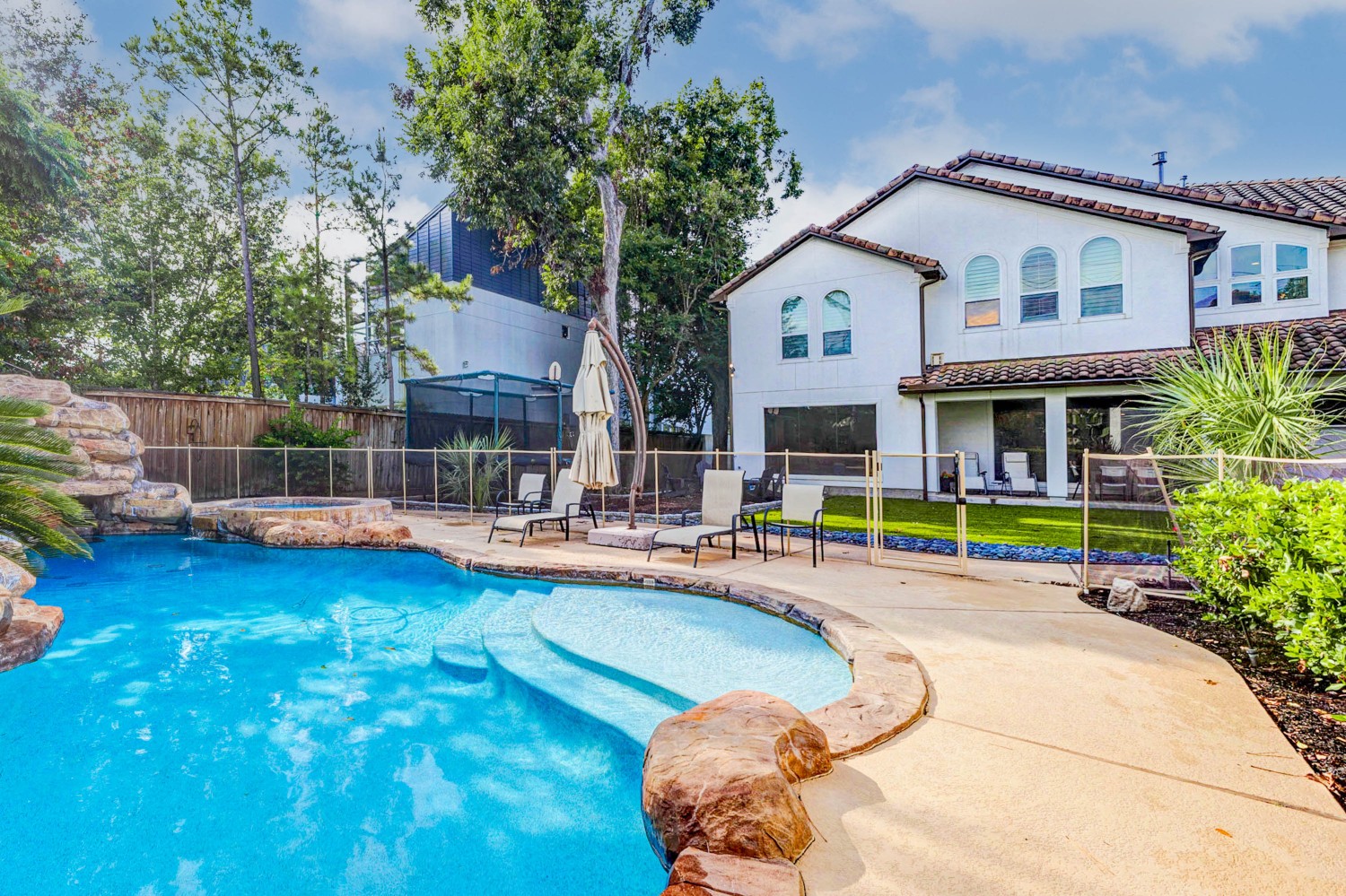 Elfyer - Bellaire, TX House - For Sale