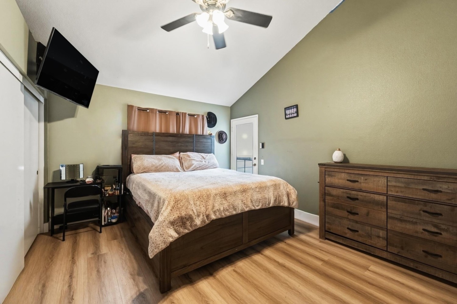 Elfyer - Buena Park, CA House - For Sale