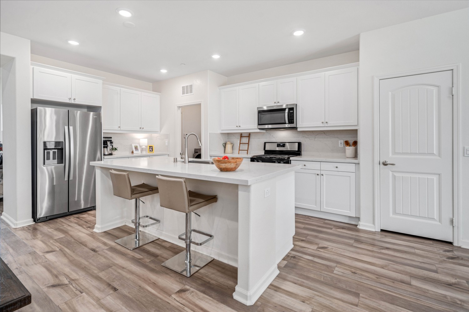 Elfyer - Rosamond, CA House - For Sale