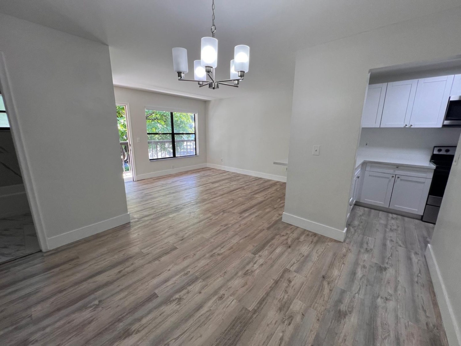 Elfyer - Hialeah, FL House - For Sale