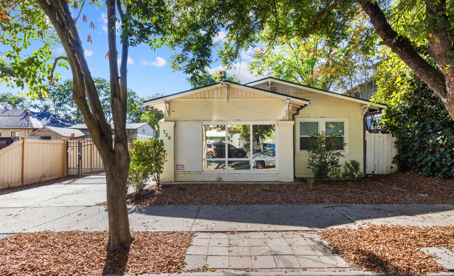 Elfyer - Stockton, CA House - For Sale