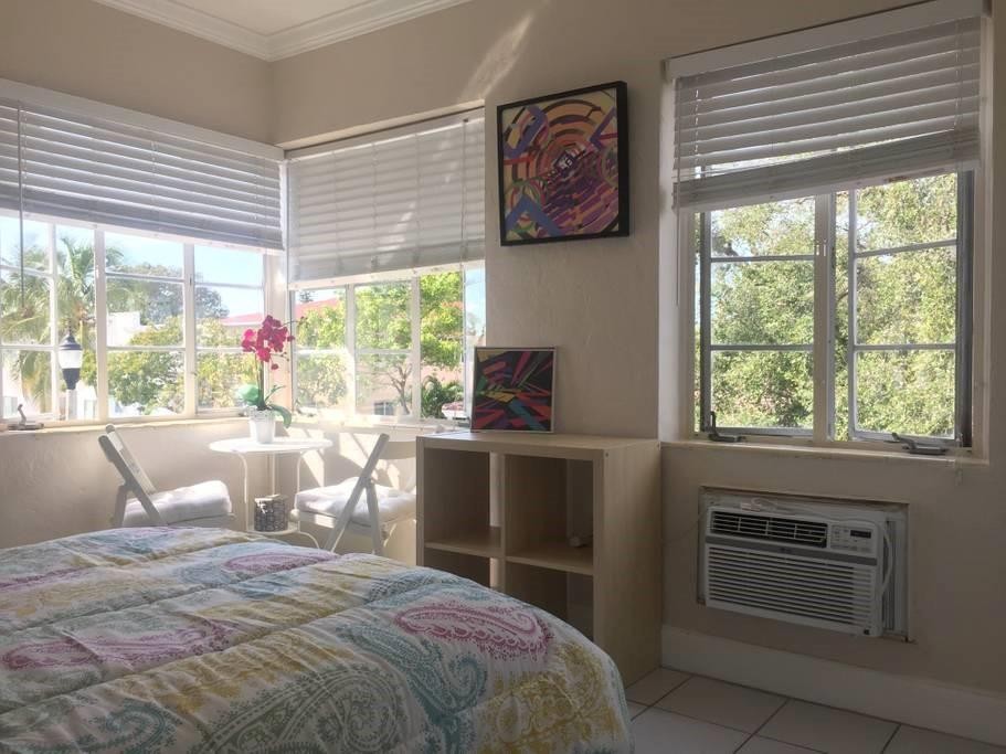 Elfyer - Miami Beach, FL House - For Sale