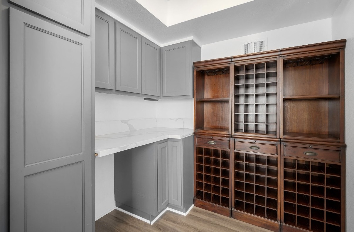 Elfyer - Los Angeles, CA House - For Sale