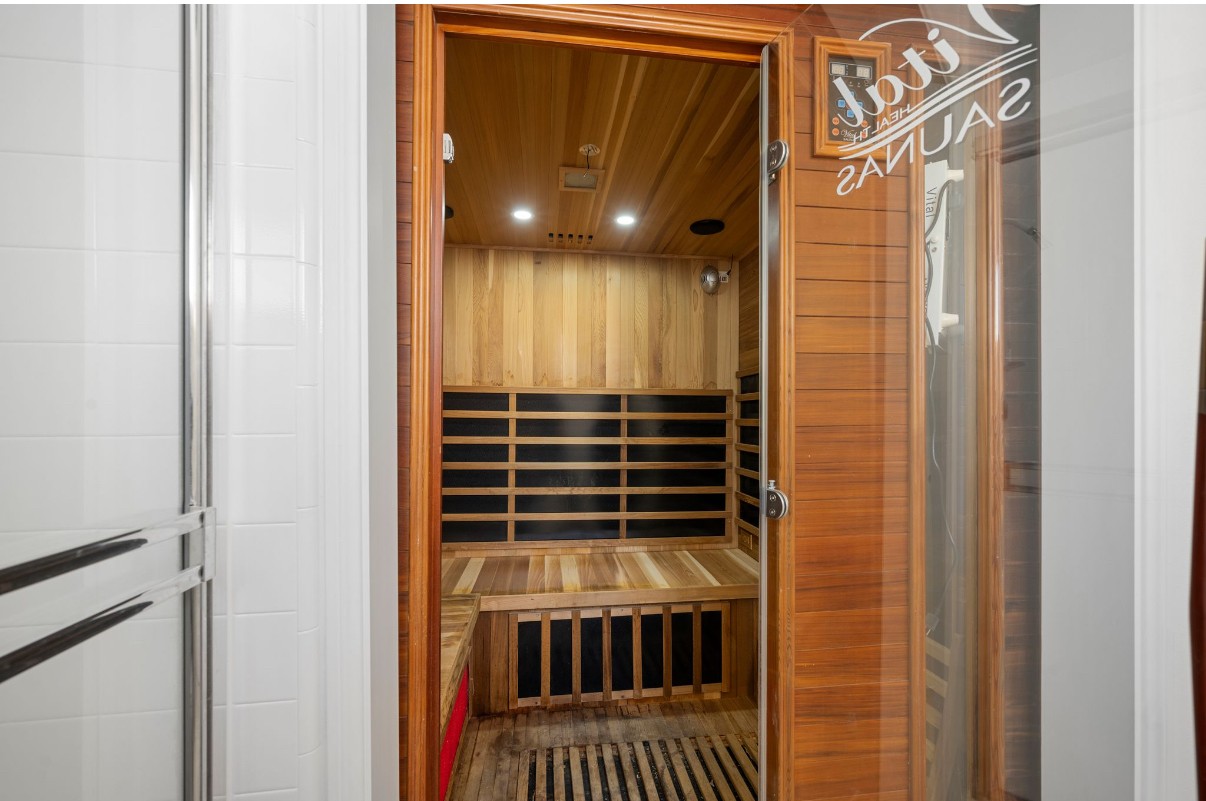 Elfyer - Los Angeles, CA House - For Sale