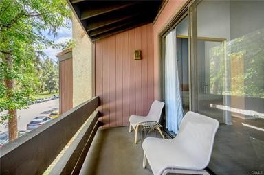 Elfyer - Woodland Hills, CA House - For Sale