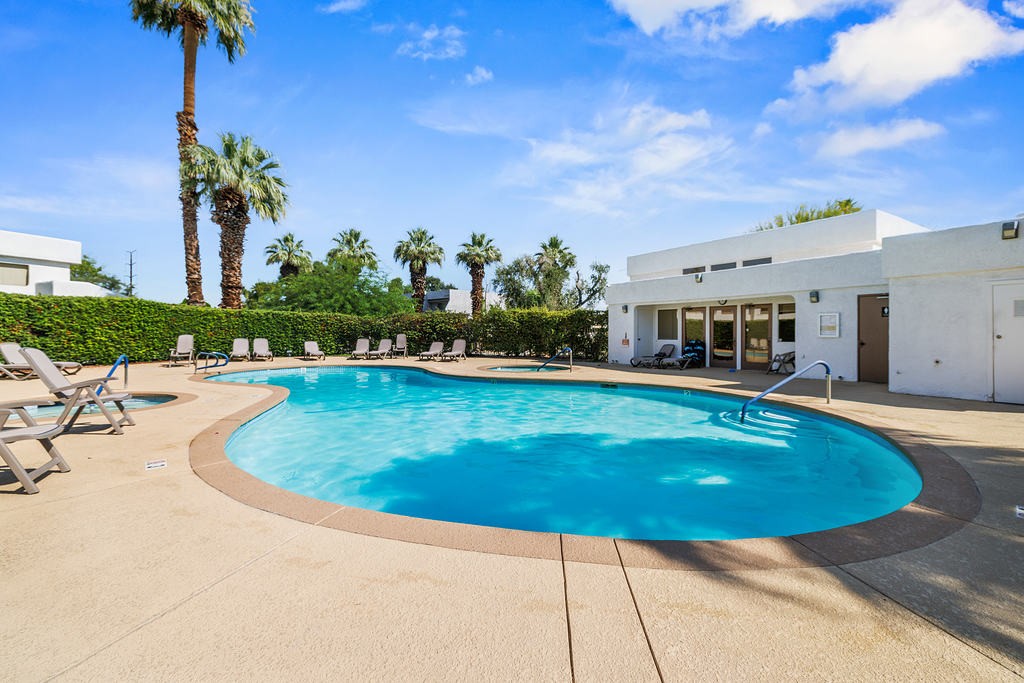 Elfyer - Rancho Mirage, CA House - For Sale