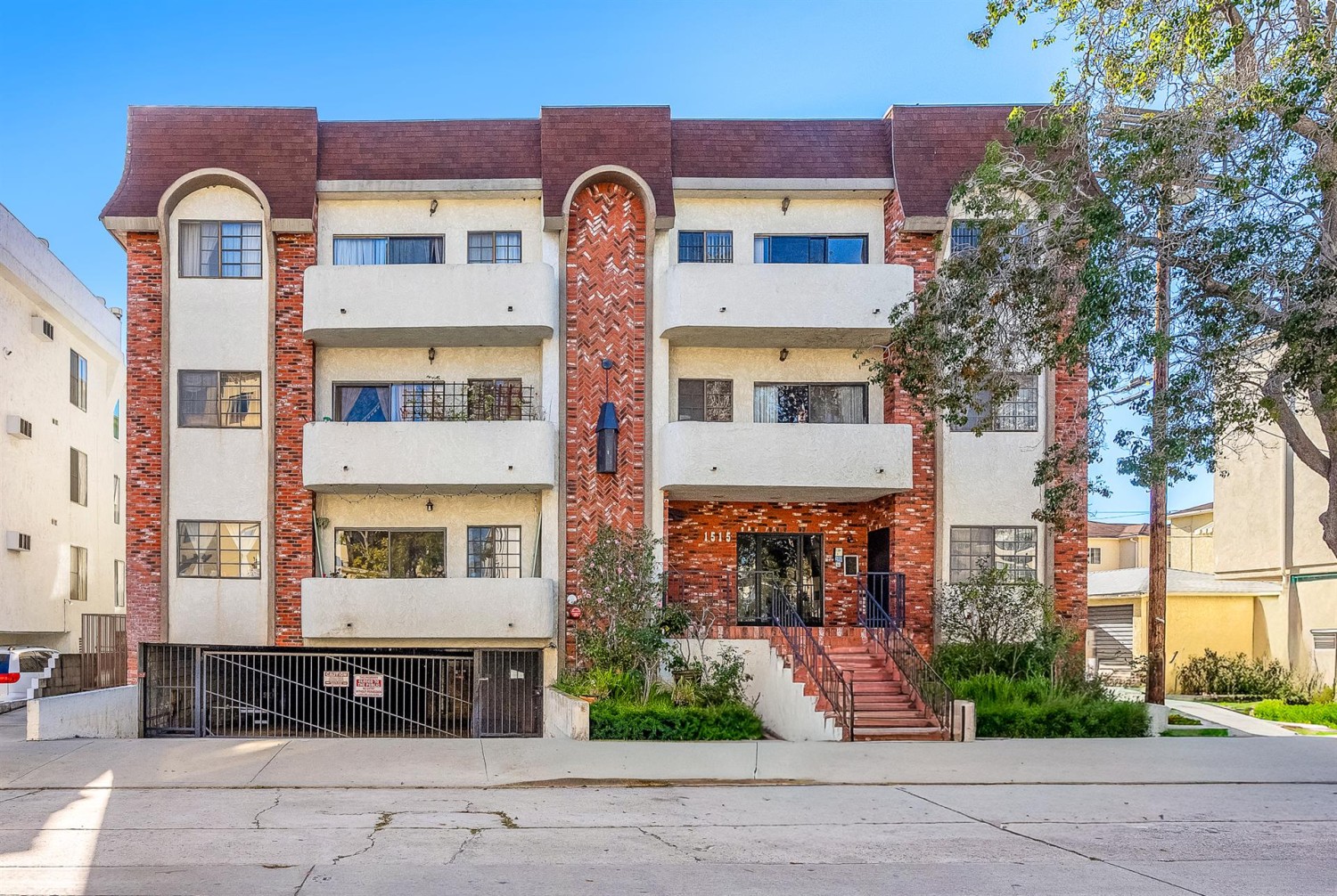 Elfyer - Los Angeles, CA House - For Sale